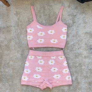 DAISY FLORAL PATTERN TWO-PIECE SET